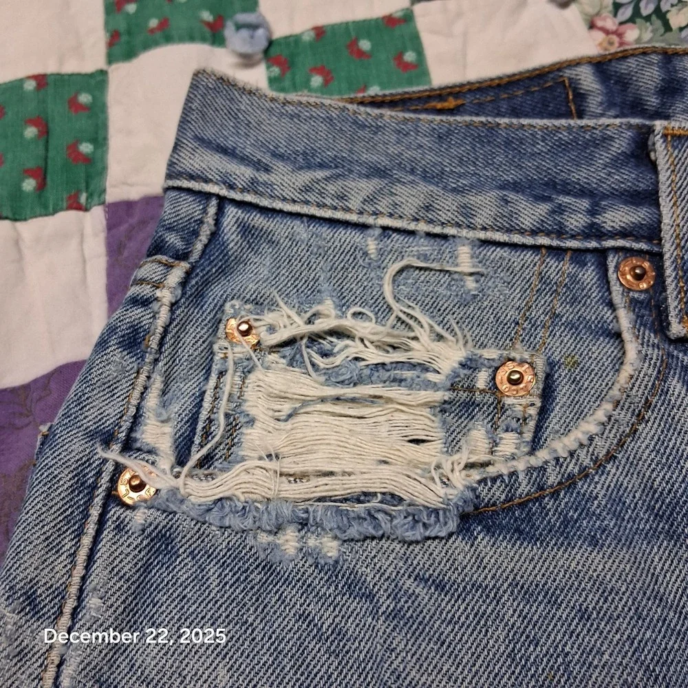 VTG Thrashed Distressed Levi 550 Jeans 30x32 Blue Grunge‎ Y2K 90s